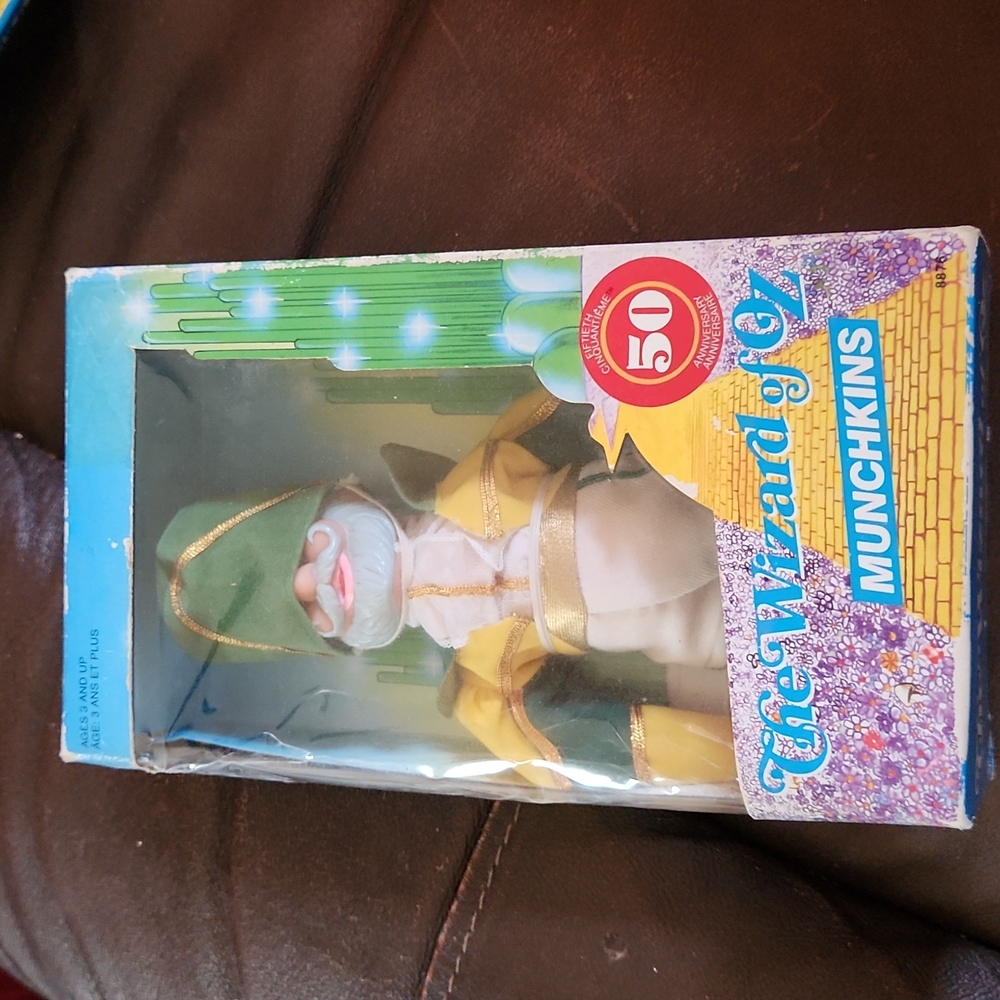 COPY - BNWT VINTAGE Wizard of Oz Munchkin Soldier Doll